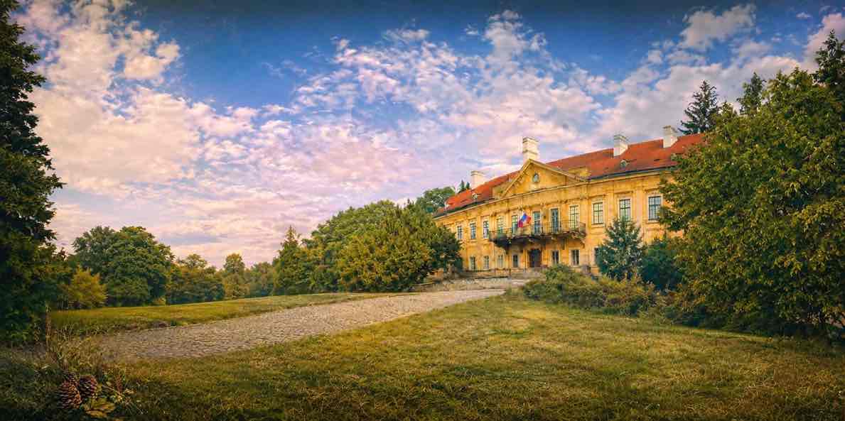 Oblastná výstava psov v prostredí zámockého parku